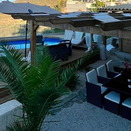 Golden View Apartment
